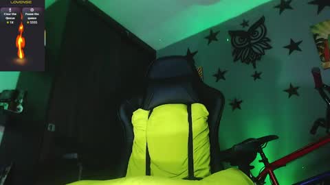 Justinsc online show from April 26, 11:23 pm