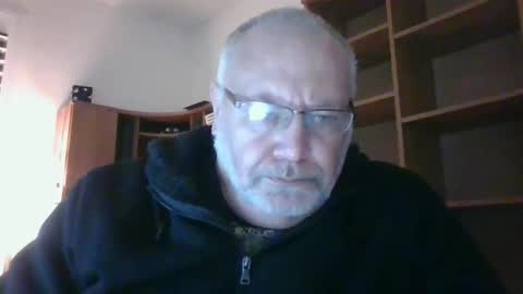 Snapshot of justme196756 chatting on September 14, 11:01 am justme196756 online show from September 14, 11:01 am