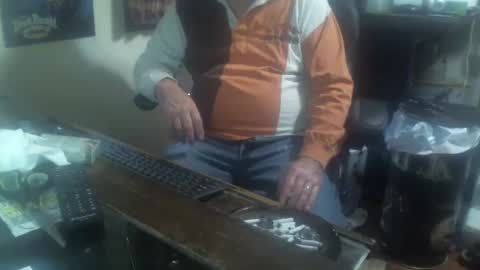 Snapshot of justmeohio chatting on October 19, 3:26 pm justmeohio online show from October 19, 3:26 pm