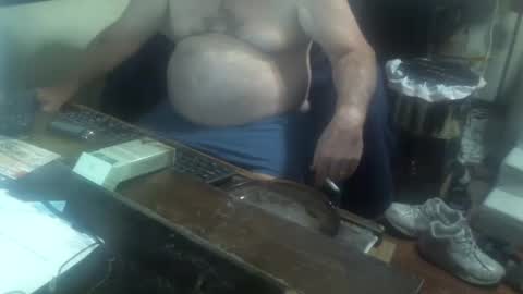 Snapshot of justmeohio chatting on October 13, 2:17 am justmeohio online show from October 13, 2:17 am