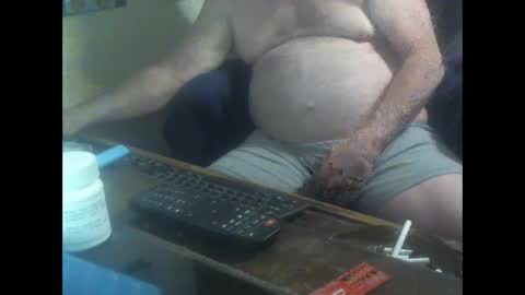 justmeohio online show from December 18, 2:51 am