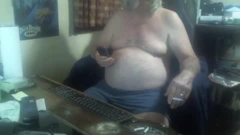 Snapshot of justmeohio chatting on October 22, 2:26 am justmeohio online show from October 22, 2:26 am