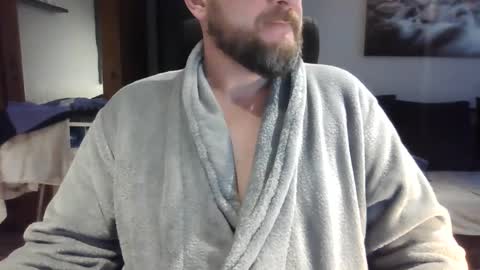 Snapshot of justniceman123 chatting on February 13, 6:52 am justniceman123 online show from February 13, 6:52 am