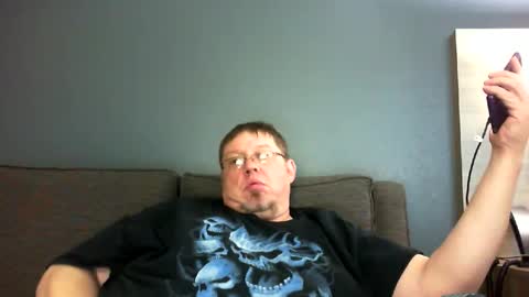 Snapshot of justsetfree chatting on December 11, 5:01 am justsetfree online show from December 11, 5:01 am