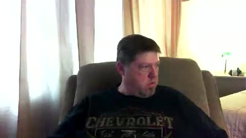 Snapshot of justsetfree chatting on February 4, 3:57 pm justsetfree online show from February 4, 3:57 pm