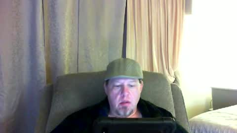 Snapshot of justsetfree chatting on February 8, 4:47 am justsetfree online show from February 8, 4:47 am