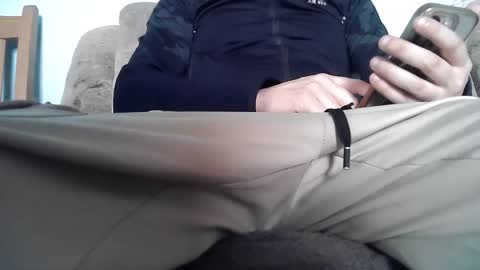 Snapshot of justthes3me chatting on February 9, 8:22 am justthes3me online show from February 9, 8:22 am