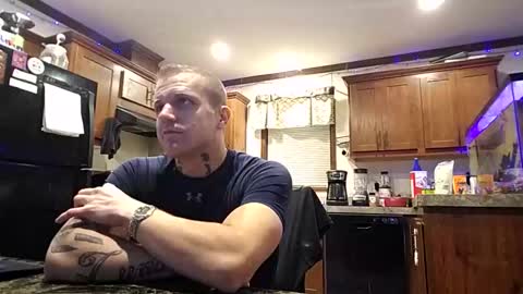 Snapshot of justus0624 chatting on October 15, 11:45 pm justus0624 online show from October 15, 11:45 pm