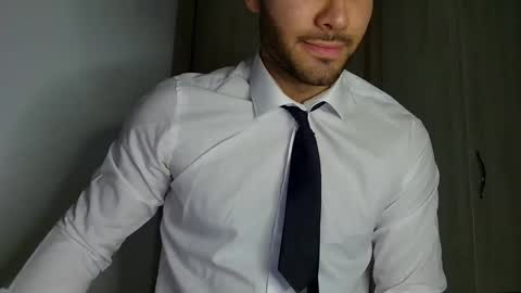 Justin online show from April 5, 9:22 pm