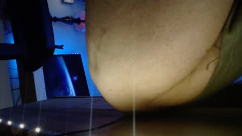 Snapshot of jynpulse557 chatting on September 22, 8:03 am jynpulse557 online show from September 22, 8:03 am
