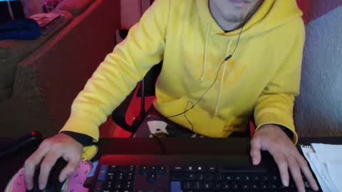 Snapshot of kael_art_d chatting on January 6, 11:52 pm kael_art_d online show from January 6, 11:52 pm