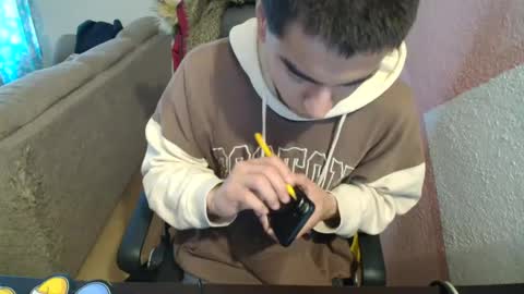 Snapshot of kael_art_d chatting on February 22, 3:21 pm kael_art_d online show from February 22, 3:21 pm