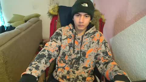 Snapshot of kael_art_d chatting on December 6, 4:06 pm kael_art_d online show from December 6, 4:06 pm