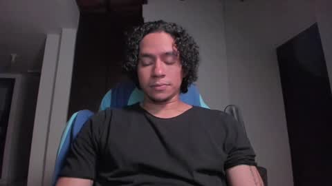 Snapshot of kai_herectix chatting on January 22, 1:53 am kai_herectix online show from January 22, 1:53 am
