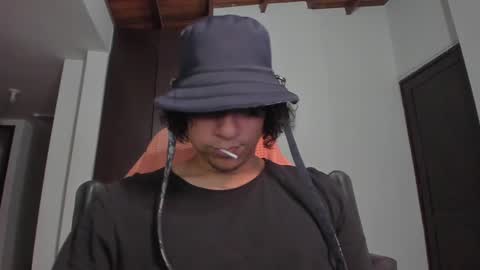 Snapshot of kai_herectix chatting on January 6, 11:42 pm kai_herectix online show from January 6, 11:42 pm
