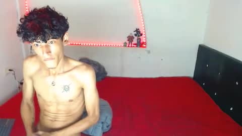 KAI  LIAM online show from May 14, 4:27 pm