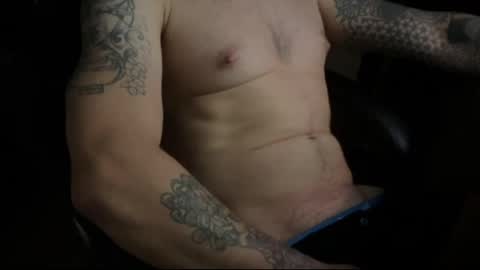 kaiklixen69 online show from May 12, 11:57 pm