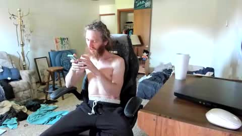 Kaiku77 online show from April 23, 4:53 pm