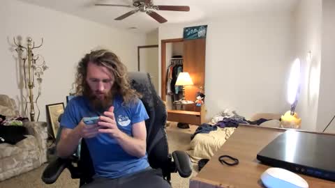 Kaiku77 online show from April 21, 3:34 am