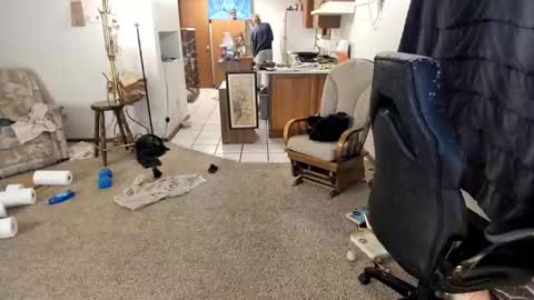 Kaiku77 online show from November 18, 8:34 pm