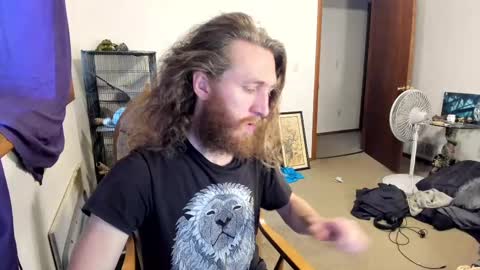 Snapshot of kaiku77 chatting on March 4, 8:05 pm Kaiku77 online show from March 4, 8:05 pm