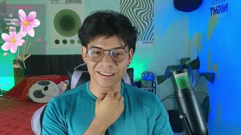 Davee online show from May 3, 1:03 pm