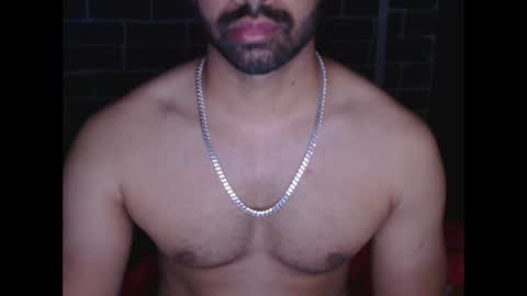 Vicky online show from December 3, 6:06 pm
