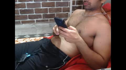 Vicky online show from March 4, 7:01 pm