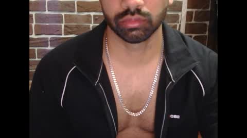 Vicky online show from January 13, 6:05 pm