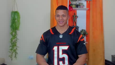 kale thomson online show from February 13, 2:52 pm