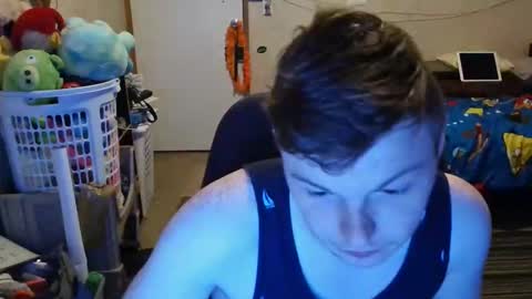 kaleb852744 online show from December 15, 2:19 am