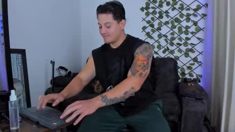 Kaledd musclees room Master online show from September 12, 6:41 pm