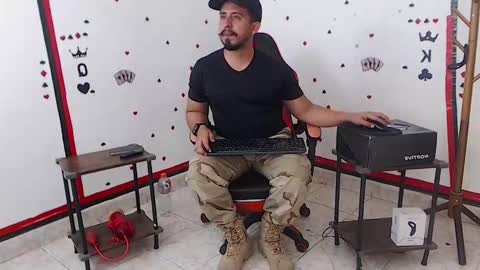 Snapshot of kalethbigdick88 chatting on October 1, 6:39 am Kaleth online show from October 1, 6:39 am