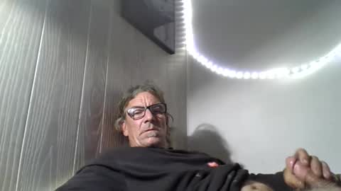 Snapshot of kalifornia91666 chatting on October 11, 5:44 am kalifornia91666 online show from October 11, 5:44 am