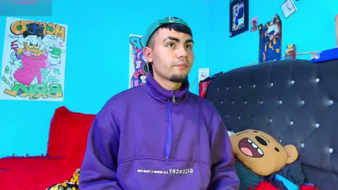 Snapshot of kalivan_voinesscu chatting on January 24, 12:41 pm K A L I online show from January 24, 12:41 pm