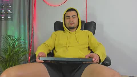 K A L I online show from October 21, 8:06 am