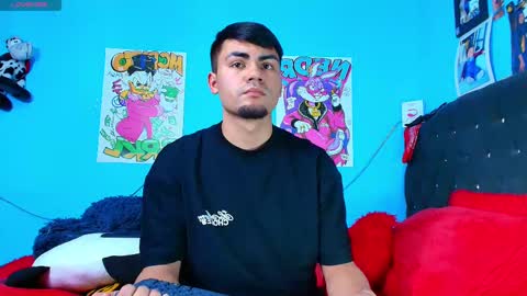 Snapshot of kalivan_voinesscu chatting on March 4, 8:02 am K A L I online show from March 4, 8:02 am