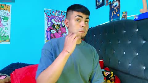 Snapshot of kalivan_voinesscu chatting on January 22, 7:56 pm K A L I online show from January 22, 7:56 pm