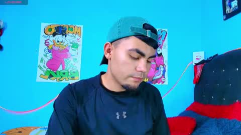 Snapshot of kalivan_voinesscu chatting on February 23, 5:17 am K A L I online show from February 23, 5:17 am