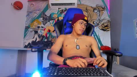 kall_ell_ online show from April 18, 4:36 am