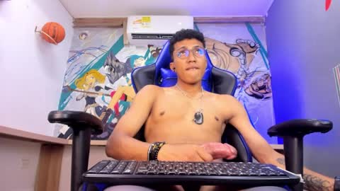 kall_ell_ online show from April 10, 7:54 pm