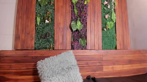 jhon online show from April 6, 6:20 pm