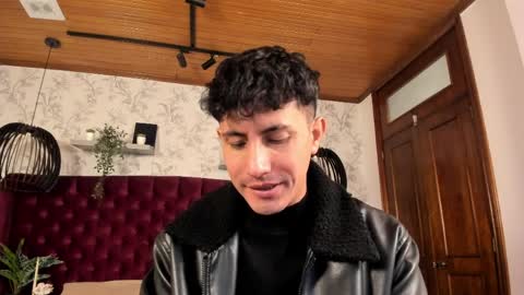 jhon online show from April 1, 12:40 pm