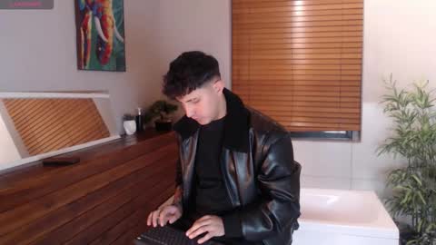 jhon online show from March 12, 12:13 pm