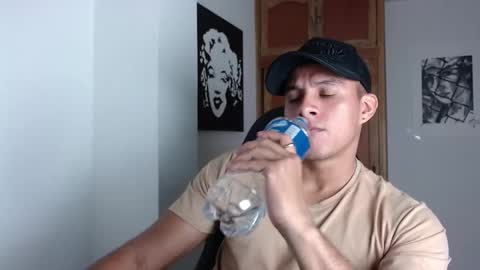 K A N E online show from March 10, 4:57 pm