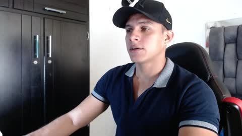 K A N E online show from January 4, 4:43 pm