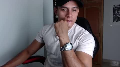 K A N E online show from February 10, 5:52 pm