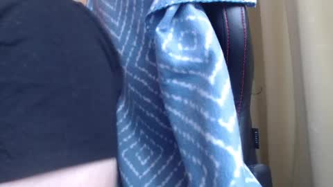 Snapshot of karolhorny96 chatting on February 5, 9:57 am Karol online show from February 5, 9:57 am