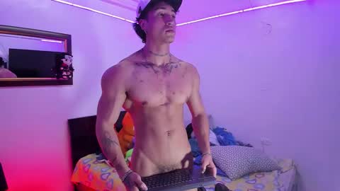 ---Kary--- online show from November 22, 5:40 am