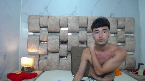 Kaht y Aiden online show from April 29, 6:36 pm